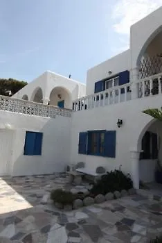 Mina Beach آغيوس ستيفانوس 2*,